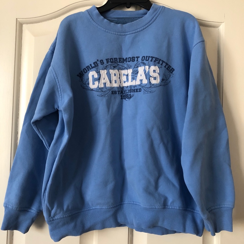 Cabela’s sweatshirt